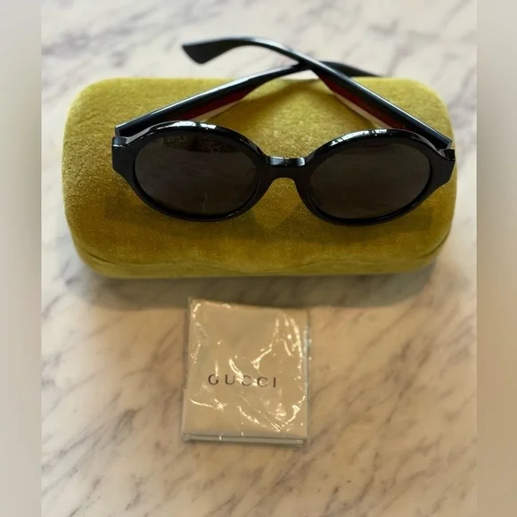 GUCCI 51mm Core Round Frame Black Sunglasses Red Blue Arms & Case Authentic